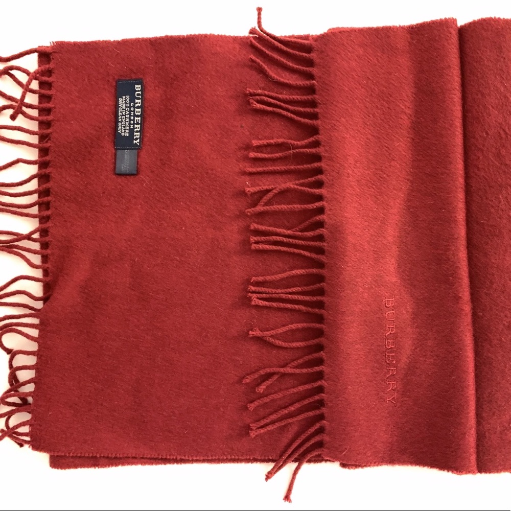 Burberry red scarf